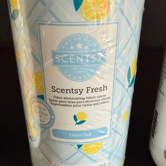 Scentsy Counter Clean and Scentsy Fresh trio - Picture 3 of 7